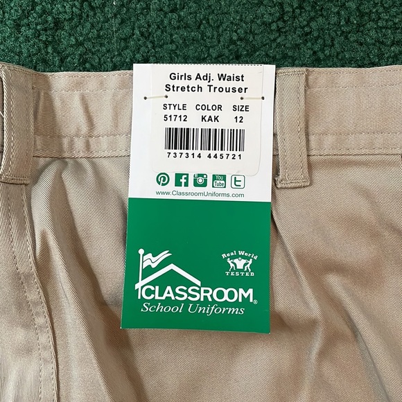 Tags on khaki/tan girls pants! Great for school uniform! - Picture 2 of 4